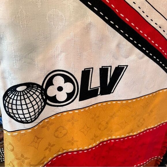 Louis Vuitton Airline Patches Scarf Shawl - Picture 5 of 7